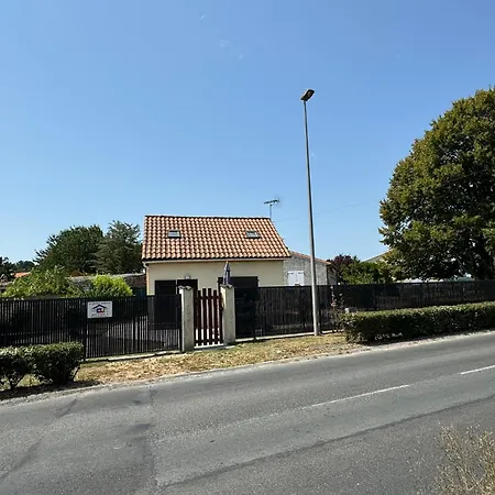 Maison De A Louer * Meschers-sur-Gironde